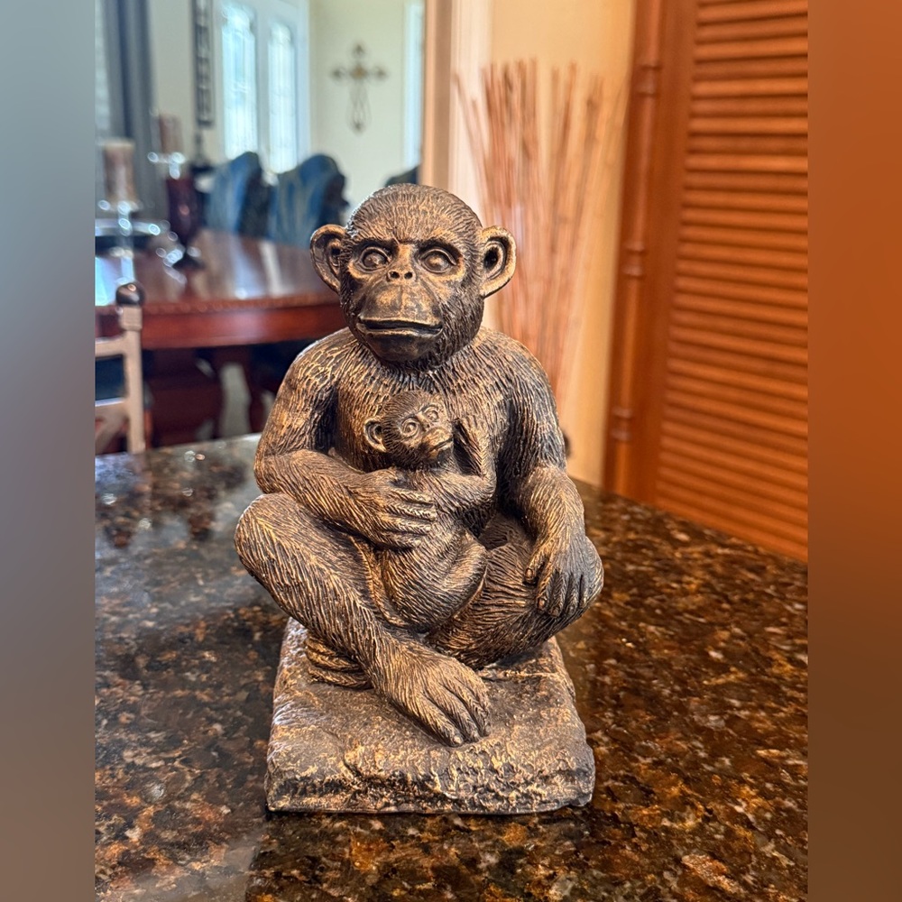 Bronze Monkey - Mother and Baby